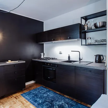 Spacious Near The Airport And Bus Station * Reval