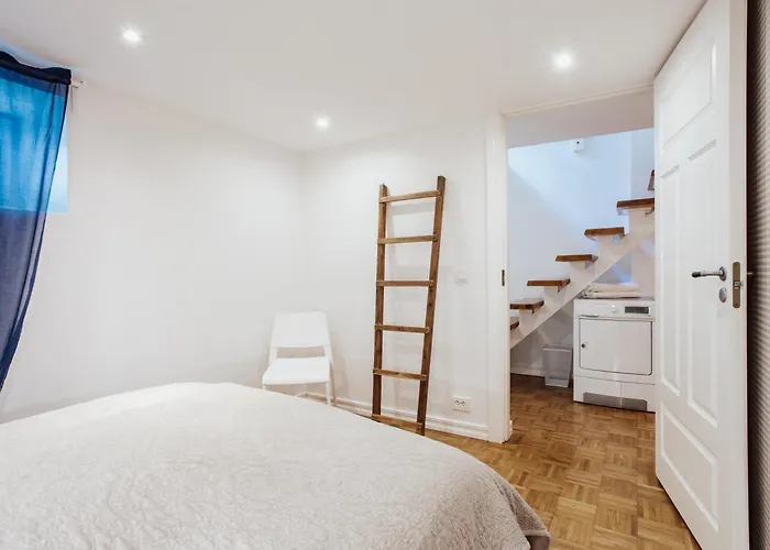 Spacious Near The Airport And Bus Station Lägenhet Tallinn