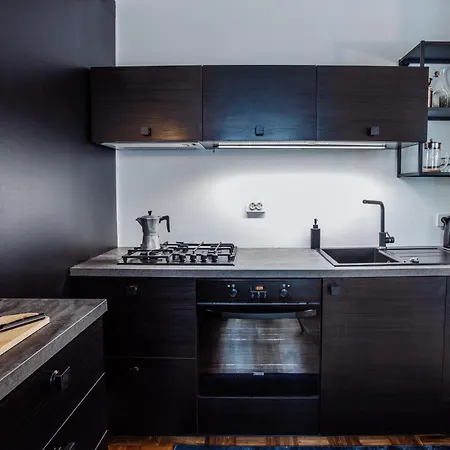 Spacious Near The Airport And Bus Station Tallin