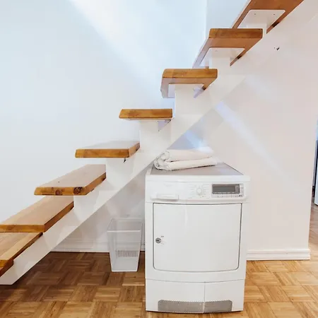 Spacious Near The Airport And Bus Station Apartamento